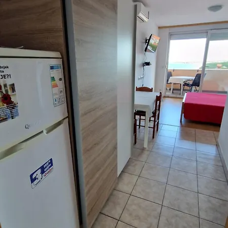 Apartamento Sea And Sunset View Saric Drage