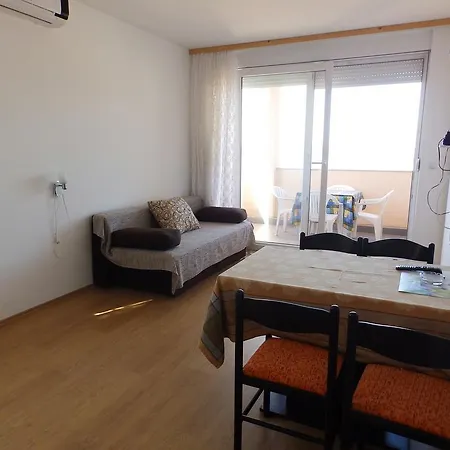 Apartment Sea View Saric
