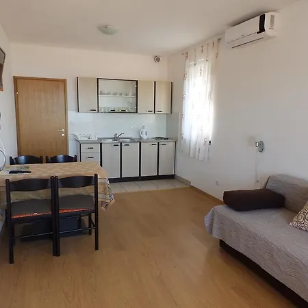 Apartment Apartment Sea View Saric Drage