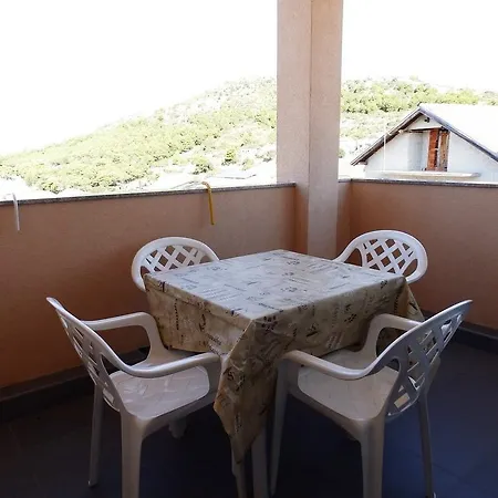 Apartment Apartment Sea View Saric